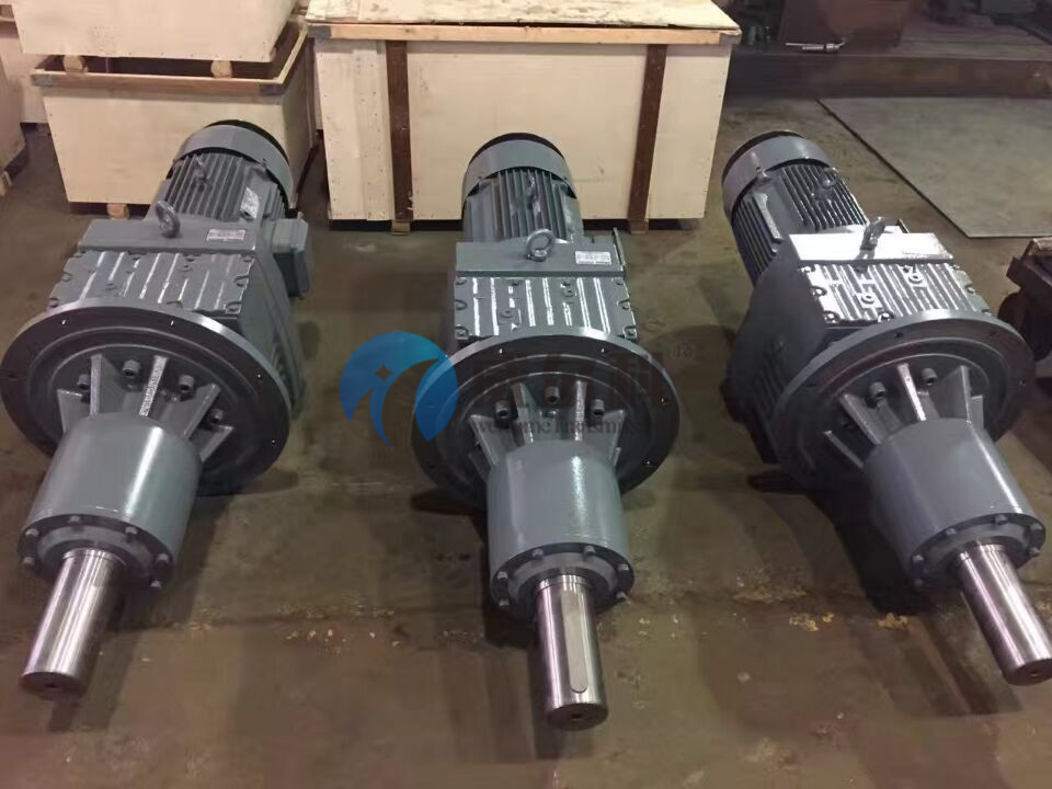 玖龍紙業(yè)訂購(gòu)我司非標(biāo)減速機(jī)9臺(tái)，維修十噸級(jí)減速機(jī)一臺(tái)